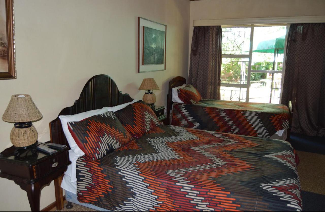 House Ebony B&B Ньюкасл Экстерьер фото